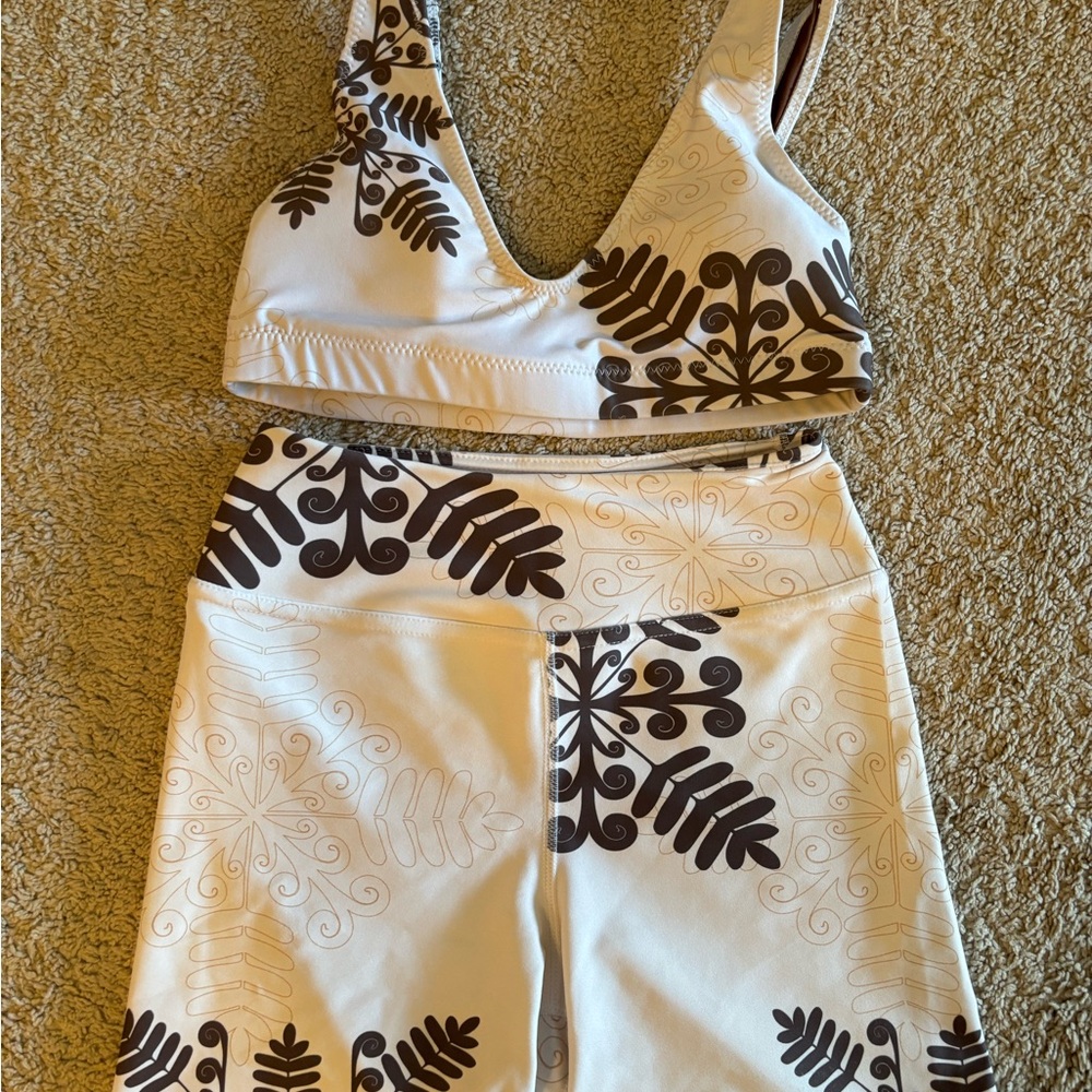 Onepa’a Hawai’i set
